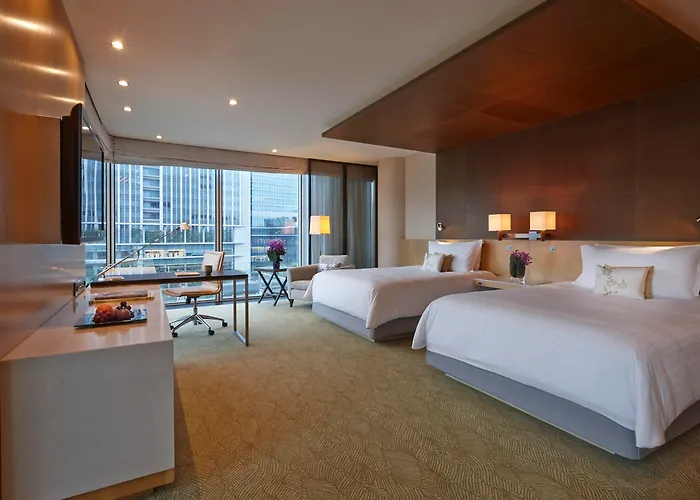 Four Seasons Hotel Tokyo At Marunouchi